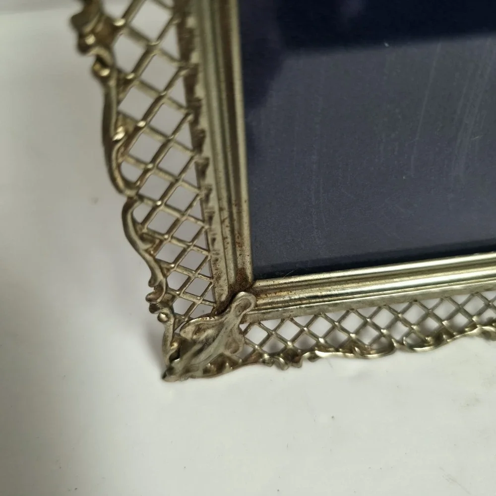 Vintage Hollywood Regency Gold Filigree Metal Picture Frame Ornate Lace Lattice